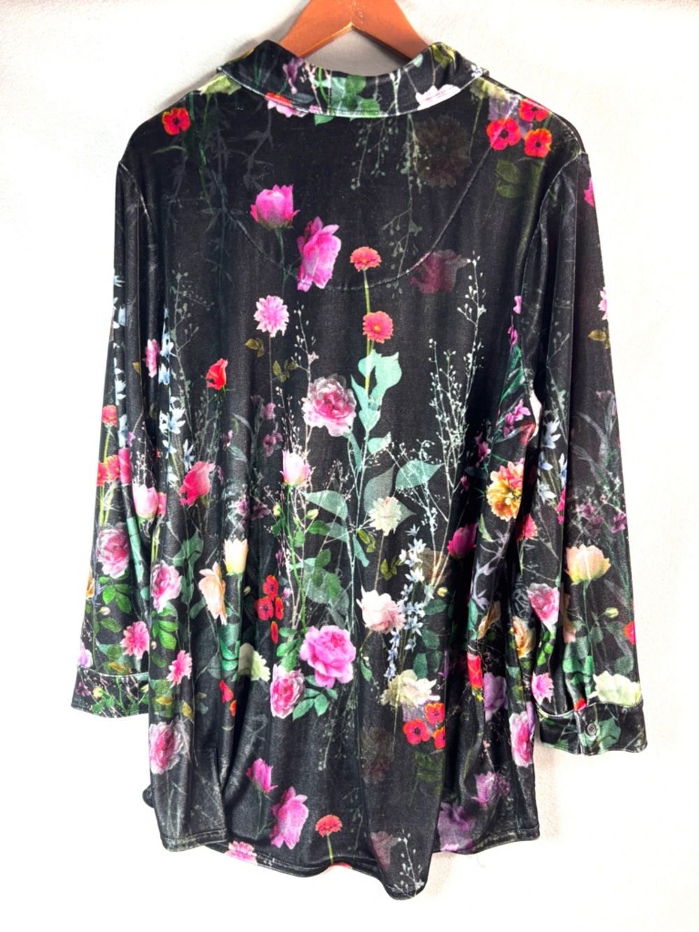 Soft Surroundings 1X Noir Blooms Velvet Black Floral Button-Down Tunic Shirt - Picture 3 of 10